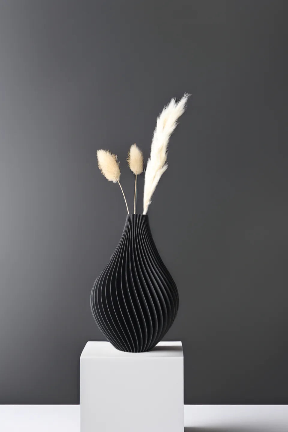 Doria Vase