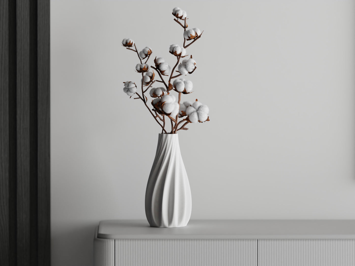 Ribs Twist Vase