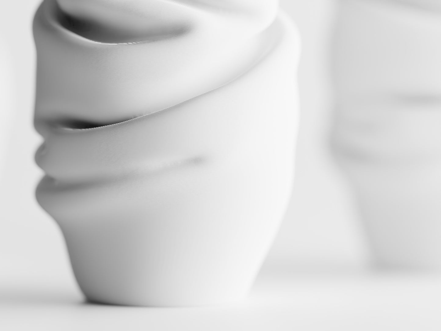 Volo Vase