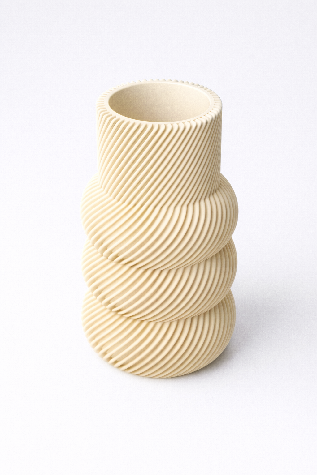 Ravelle Vase Curved