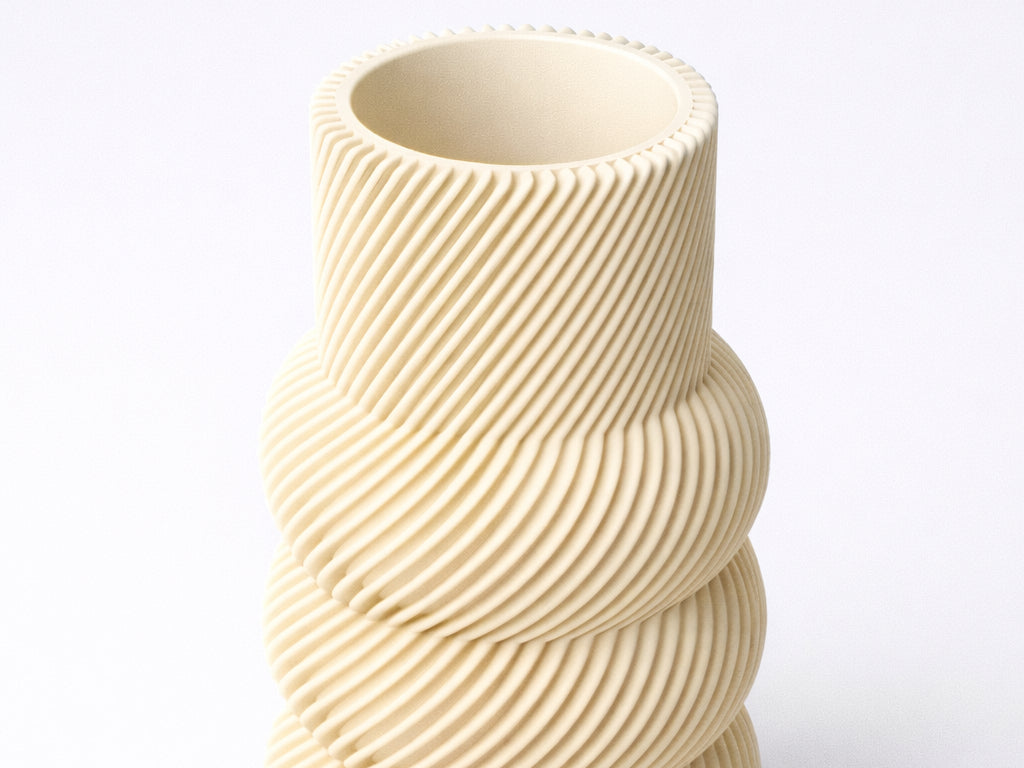 Ravelle Vase Curved