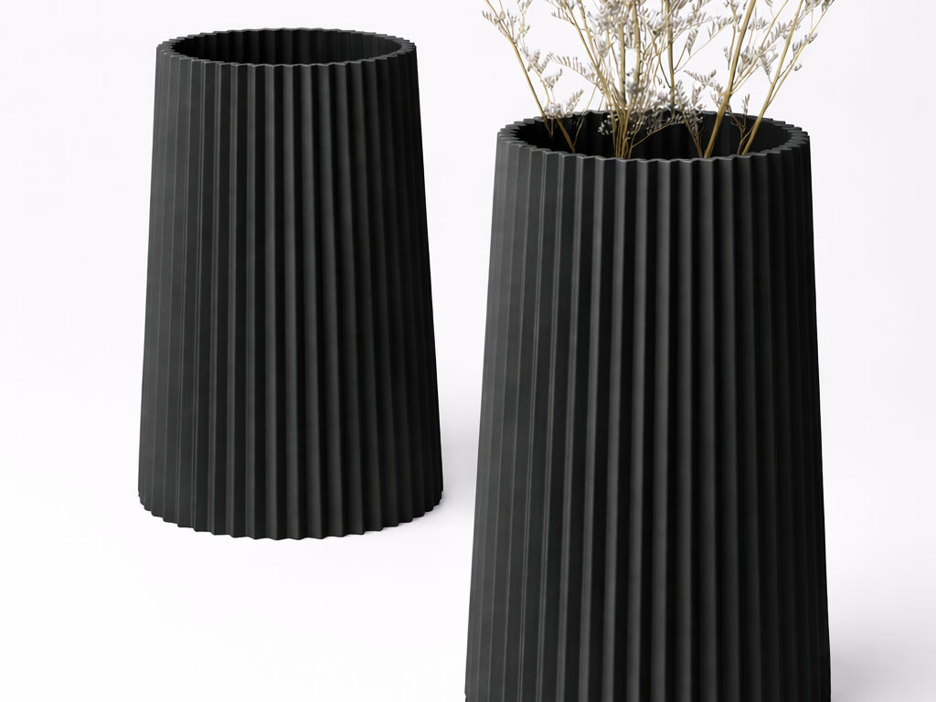 Pleated Vase Straight