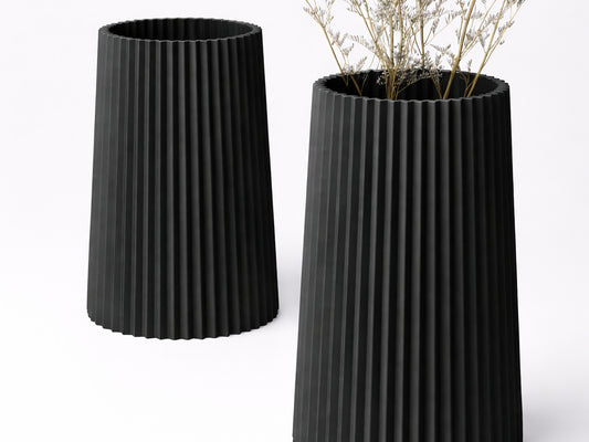 Pleated Vase Straight