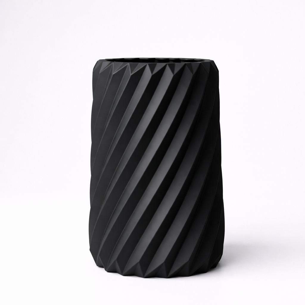 Geometric Vase Curved